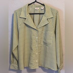 Levi's Green Patterned Blouse size Medium.  Beautiful flowy fabric